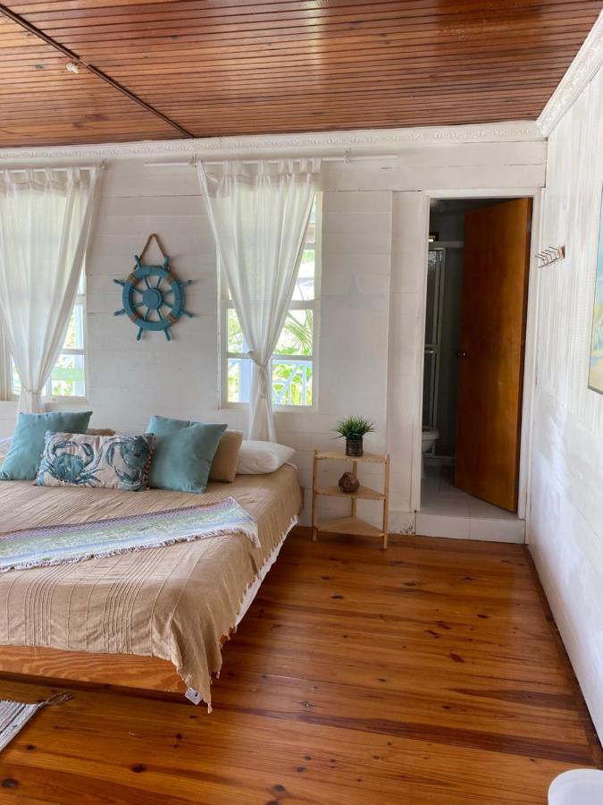 Islander House On Rocky Cay Beach San Andres  Exterior photo