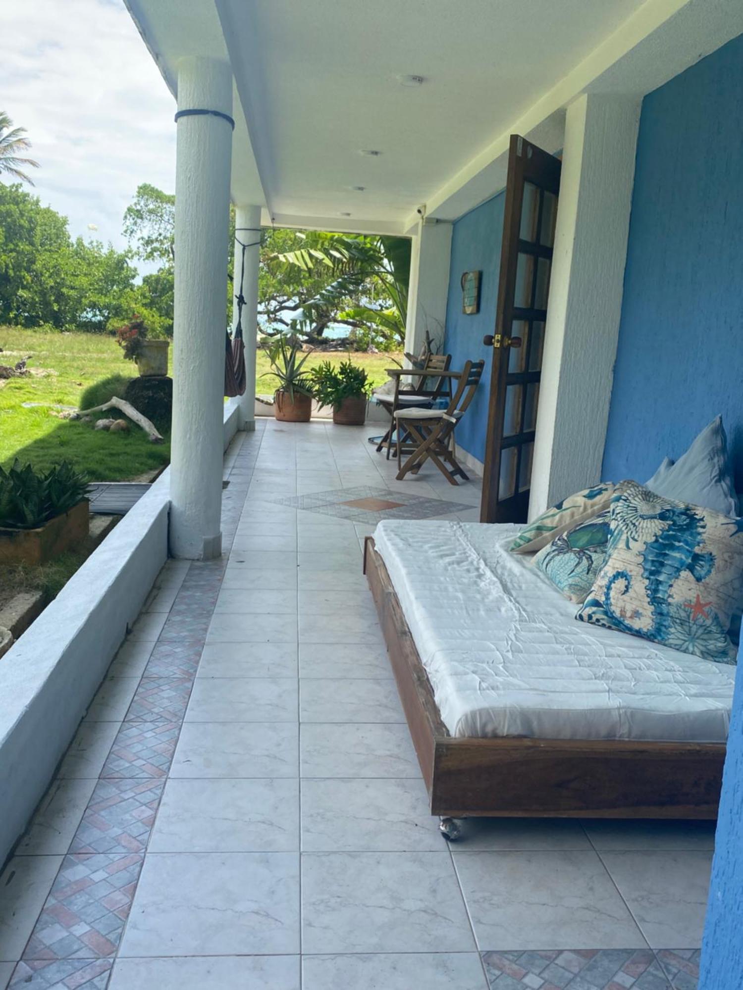 Islander House On Rocky Cay Beach San Andres  Exterior photo